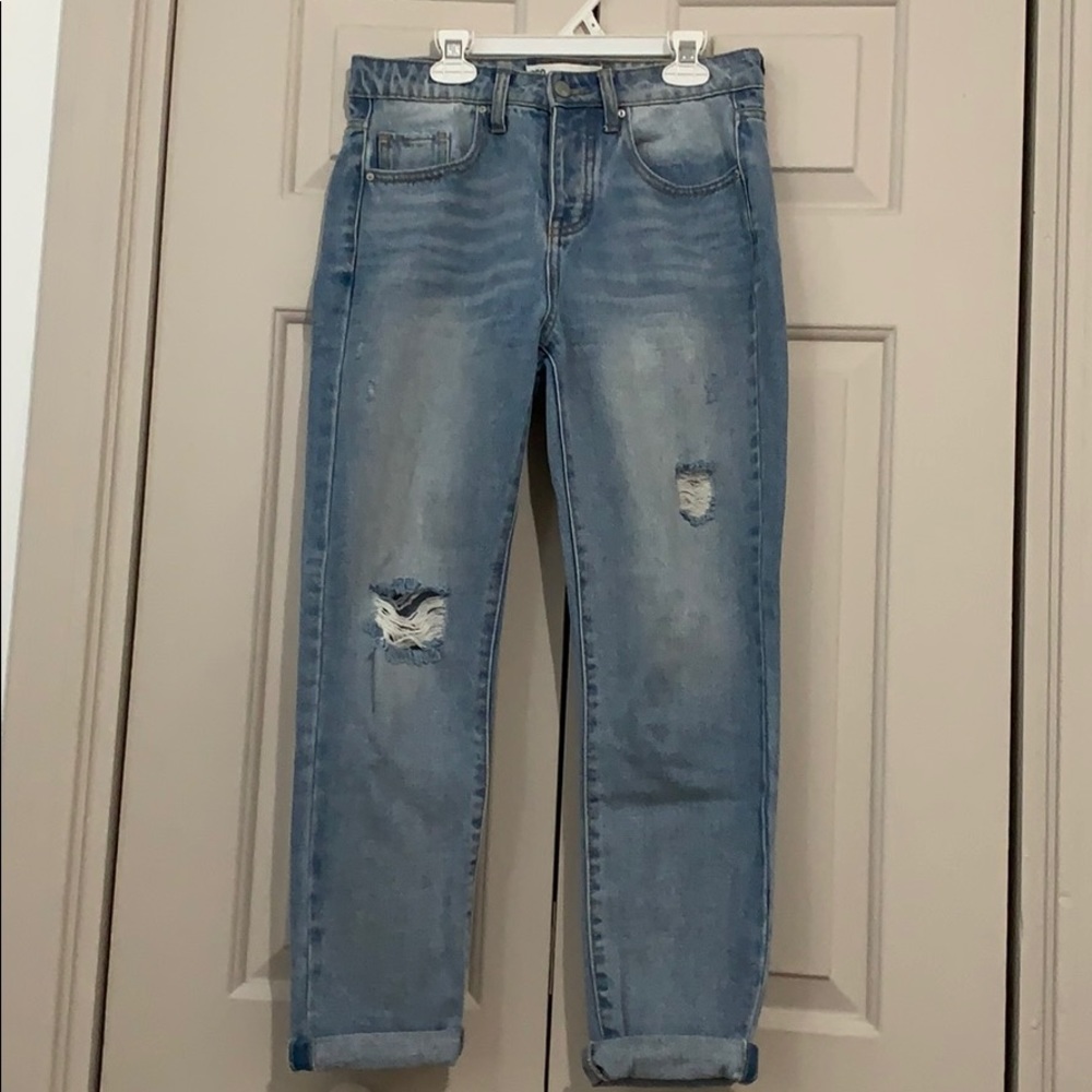 light wash boyfriend jeans